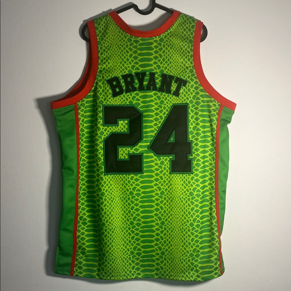 KOBE New THE GRINCH MAMBA BASKETBALL JERSEY (BRIGHT GREEN)